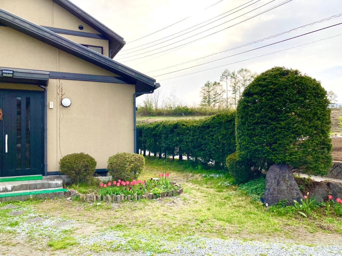 Vila 富士の樱house 宝栄 Fudžikawagučiko Exteriér fotografie