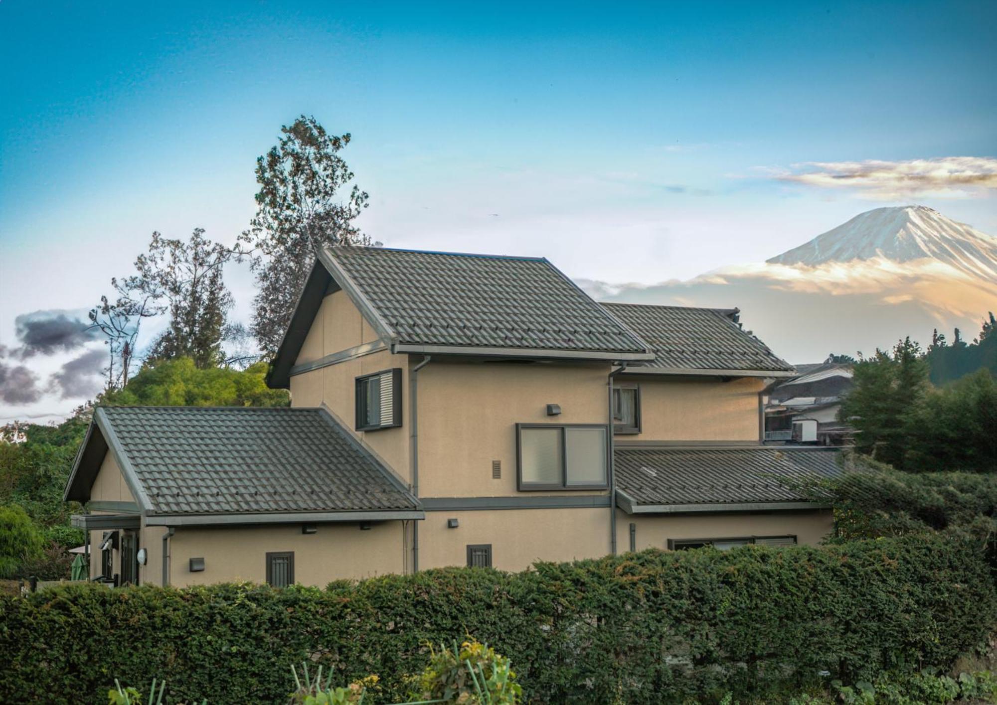 Vila 富士の樱house 宝栄 Fudžikawagučiko Exteriér fotografie