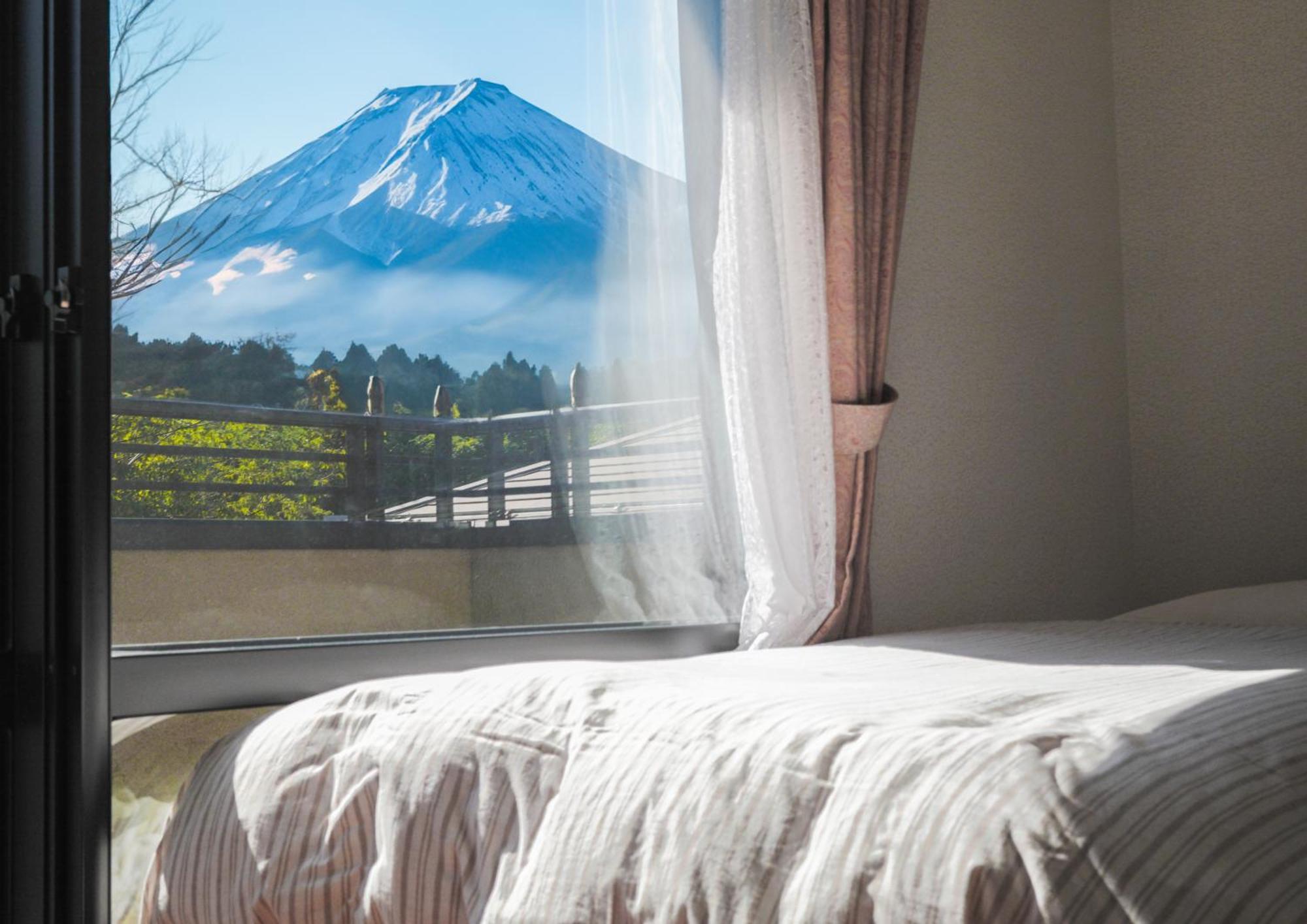 Vila 富士の樱house 宝栄 Fudžikawagučiko Exteriér fotografie